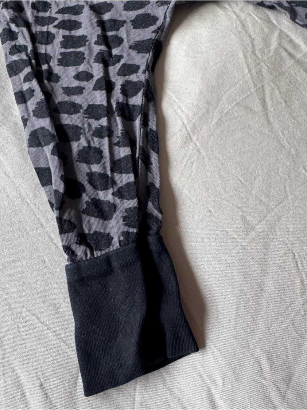 Huxbaby - Organic Ink Animal Play Pants - Size 1 - Picture 9 of 10
